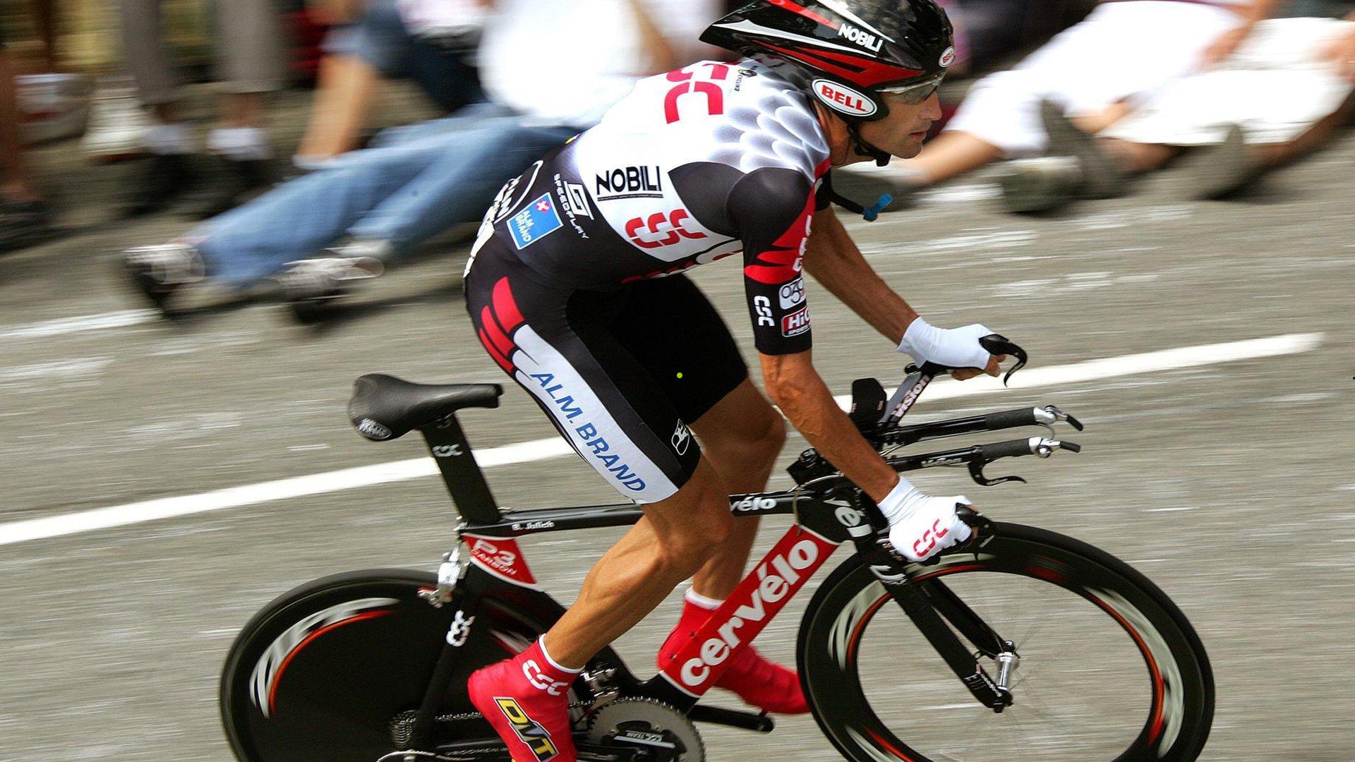 黄凌冬，电竞迈向体育殿堂的引领者与变革风潮