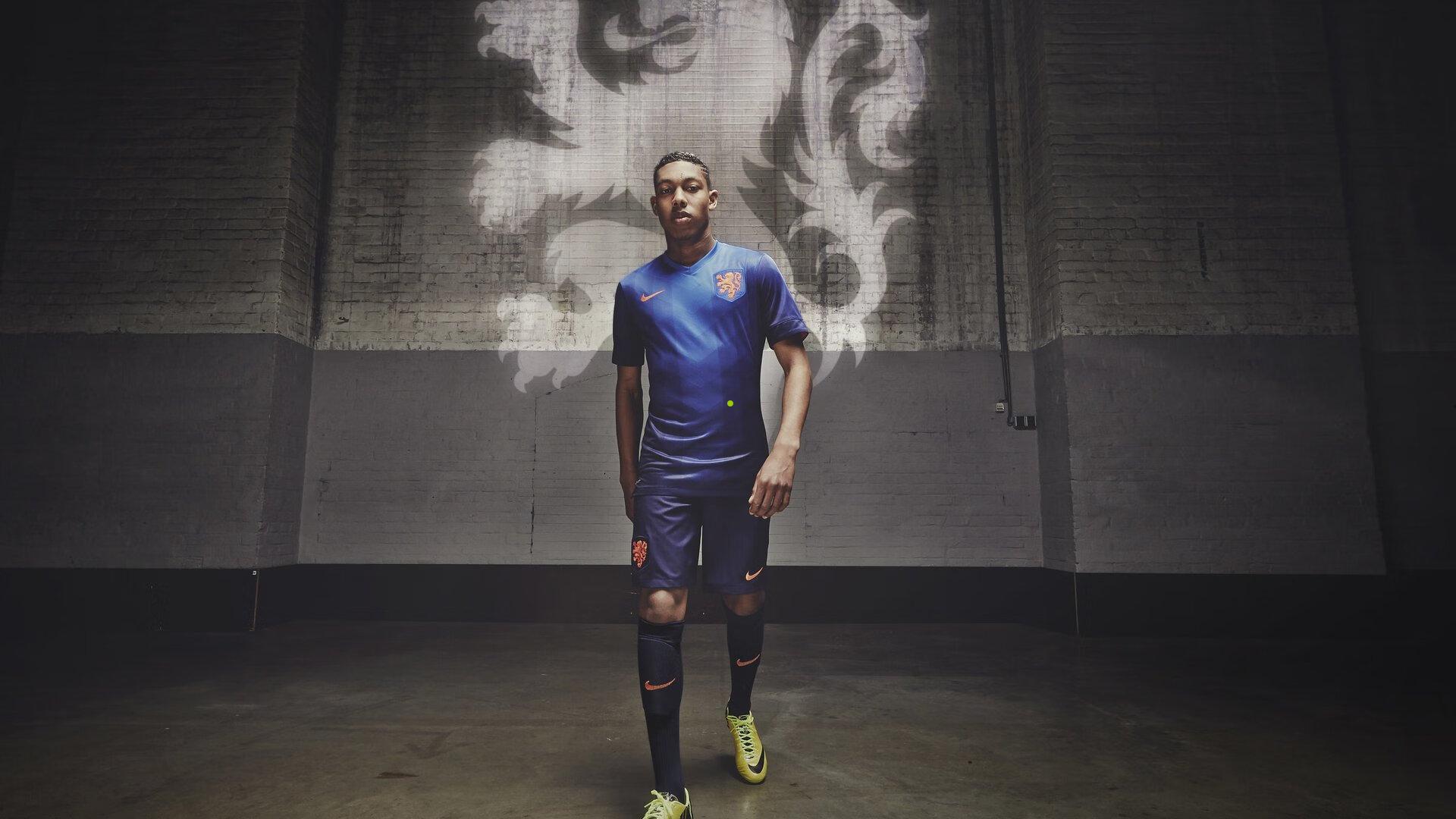 皇马年度大会现乌龙,误用埃尔切球员照片引风波,官方正式致歉